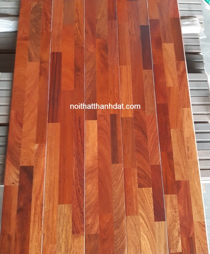 Sàn gỗ ghép Giáng Hương tự nhiên